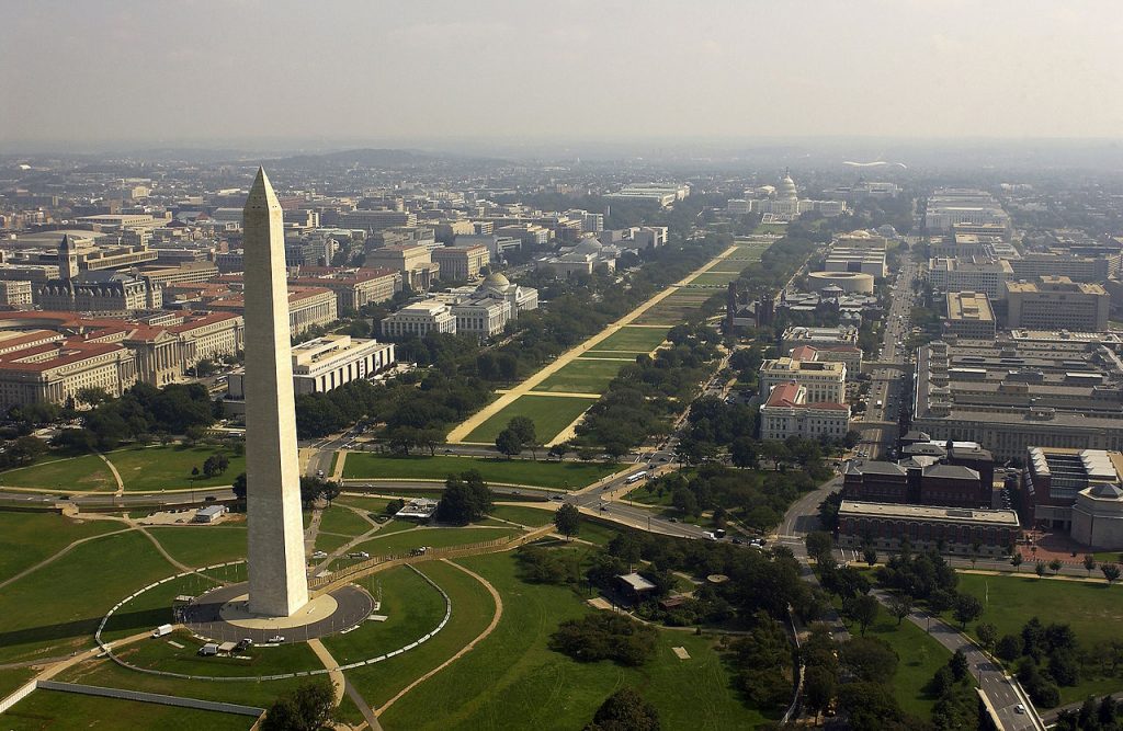 1280px-us_navy_030926-f-2828d-307_aerial_view_of_the_washington_monument